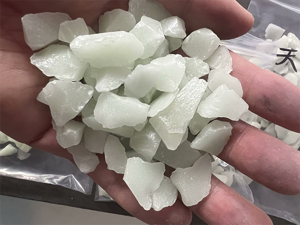 ҹ��ʯ